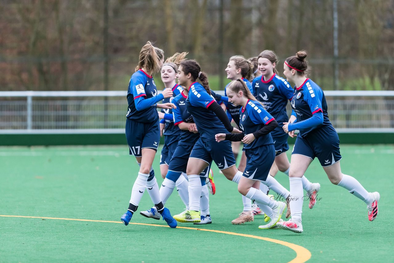 Bild 287 - wBJ VfL Pinneberg - St. Pauli : Ergebnis: 7:0 (Abbruch)